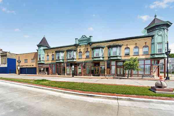 Multifamily For Sale - 900 State<br/> Racine, WI 53404