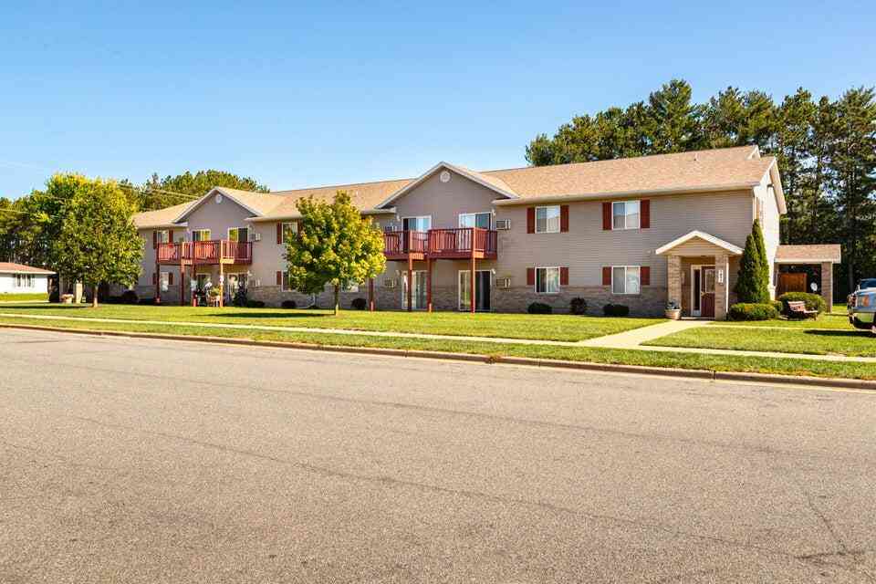 Multifamily For Sale - 1021 Grandview<br/> Monroe County, Tomah, WI 54660