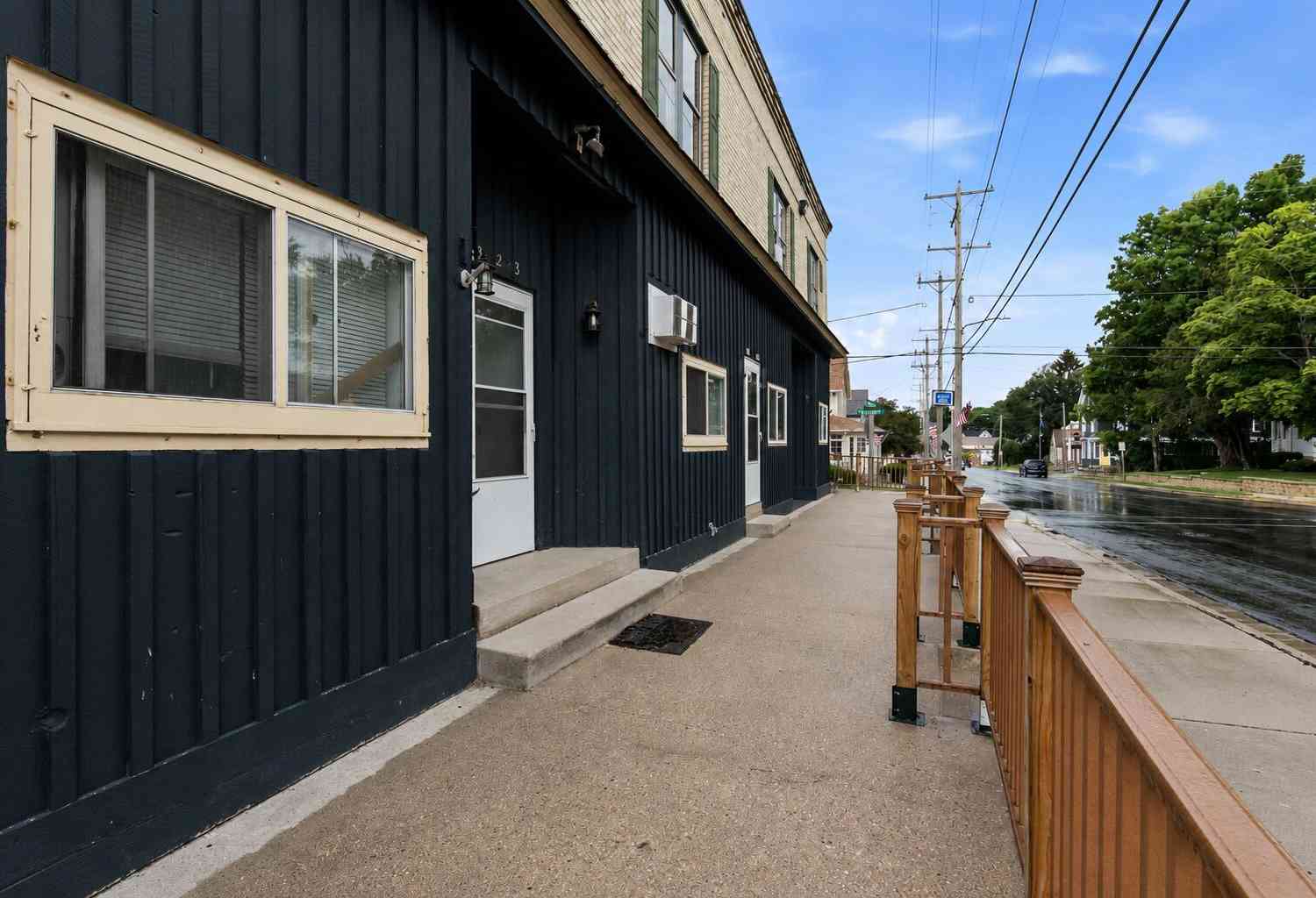 Multifamily For Sale - 323 Fredonia<br/> Fredonia, WI 53021