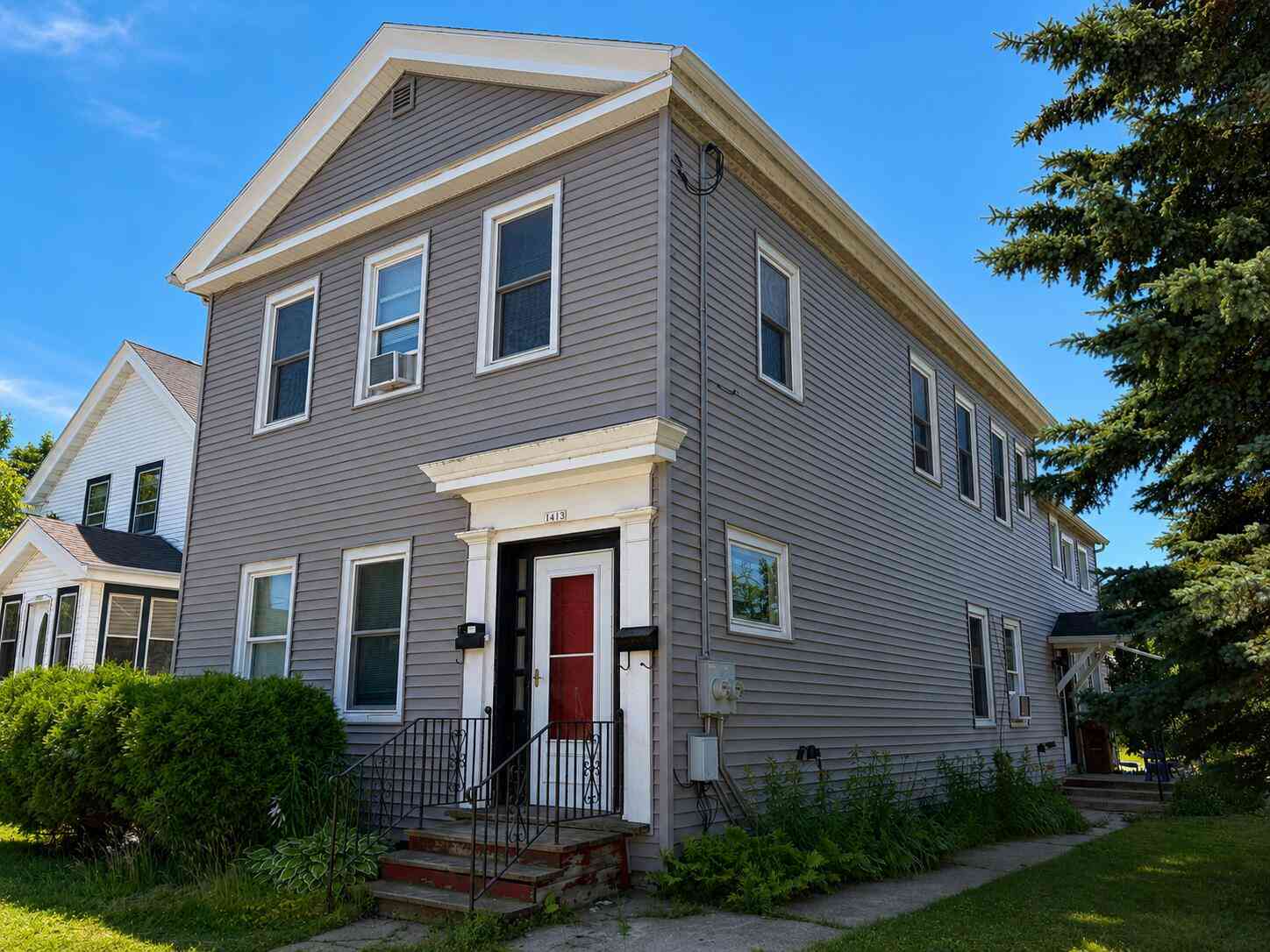 Multifamily For Sale - 1413 Clark<br/> Manitowoc County, Manitowoc, WI 54220