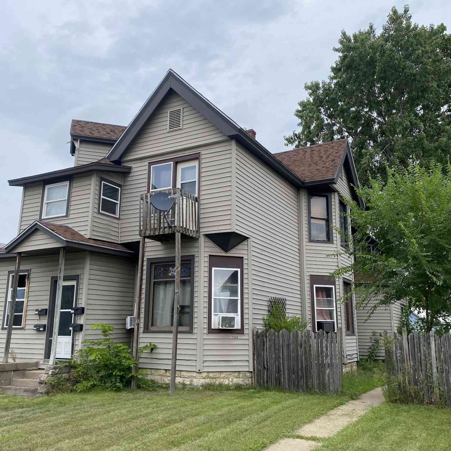 Multifamily For Sale - 1328 Caledonia #1324-1326-1328-1330<br/> La Crosse County, La Crosse, WI 54603