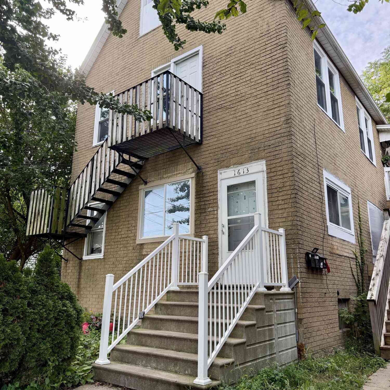 Multifamily For Sale - 1613 53rd<br/> Kenosha, WI 53140