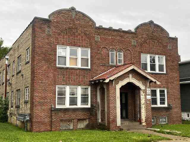 Multifamily For Sale - 4720 N 37th<br/> Milwaukee, WI 53209