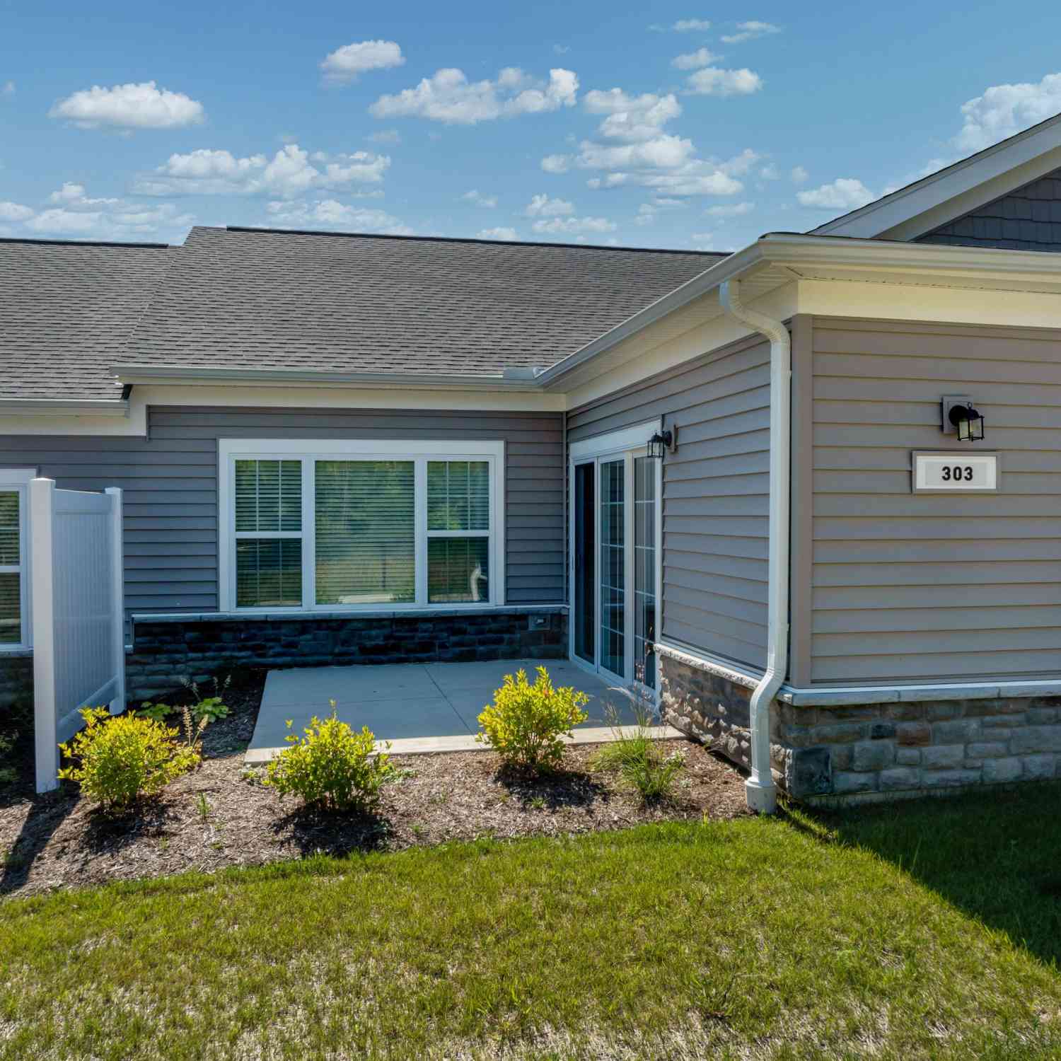 Multifamily For Rent - 8852 S Jackjay #501<br/> Oak Creek, WI 53154