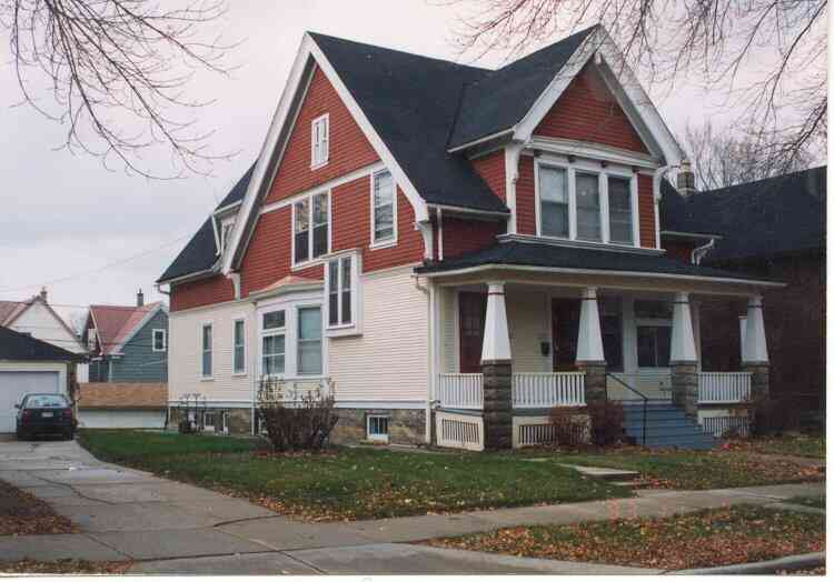 Multifamily For Rent - 3357 N Bartlett<br/> Milwaukee, WI 53211