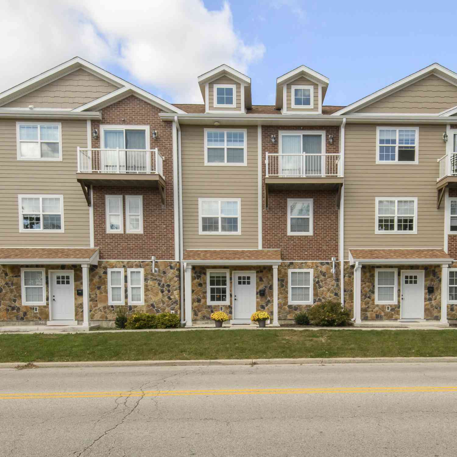 Multifamily For Rent - 204 Grand #1<br/> Mukwonago, WI 53149