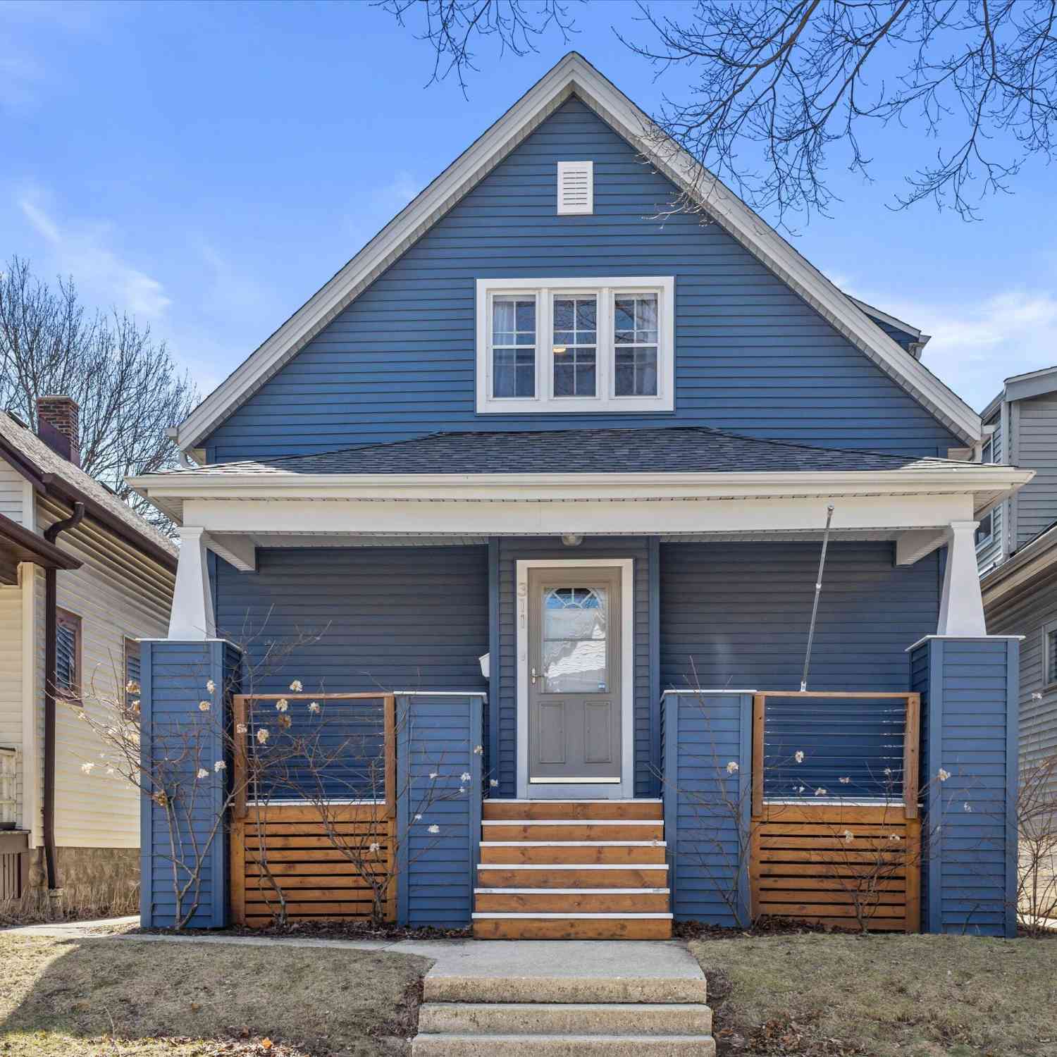Multifamily For Rent - 311 E Rosedale #UPPER/2<br/> Milwaukee, WI 53207