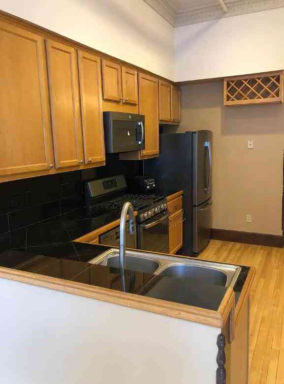 Multifamily For Rent - 767 N Water #201<br/> Milwaukee, WI 53202