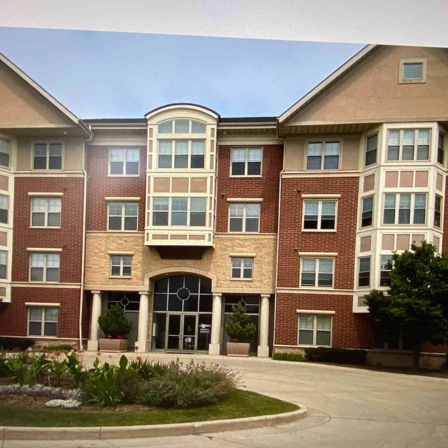 Multifamily For Rent - 4110 S Lake #244<br/> Saint Francis, WI 53235