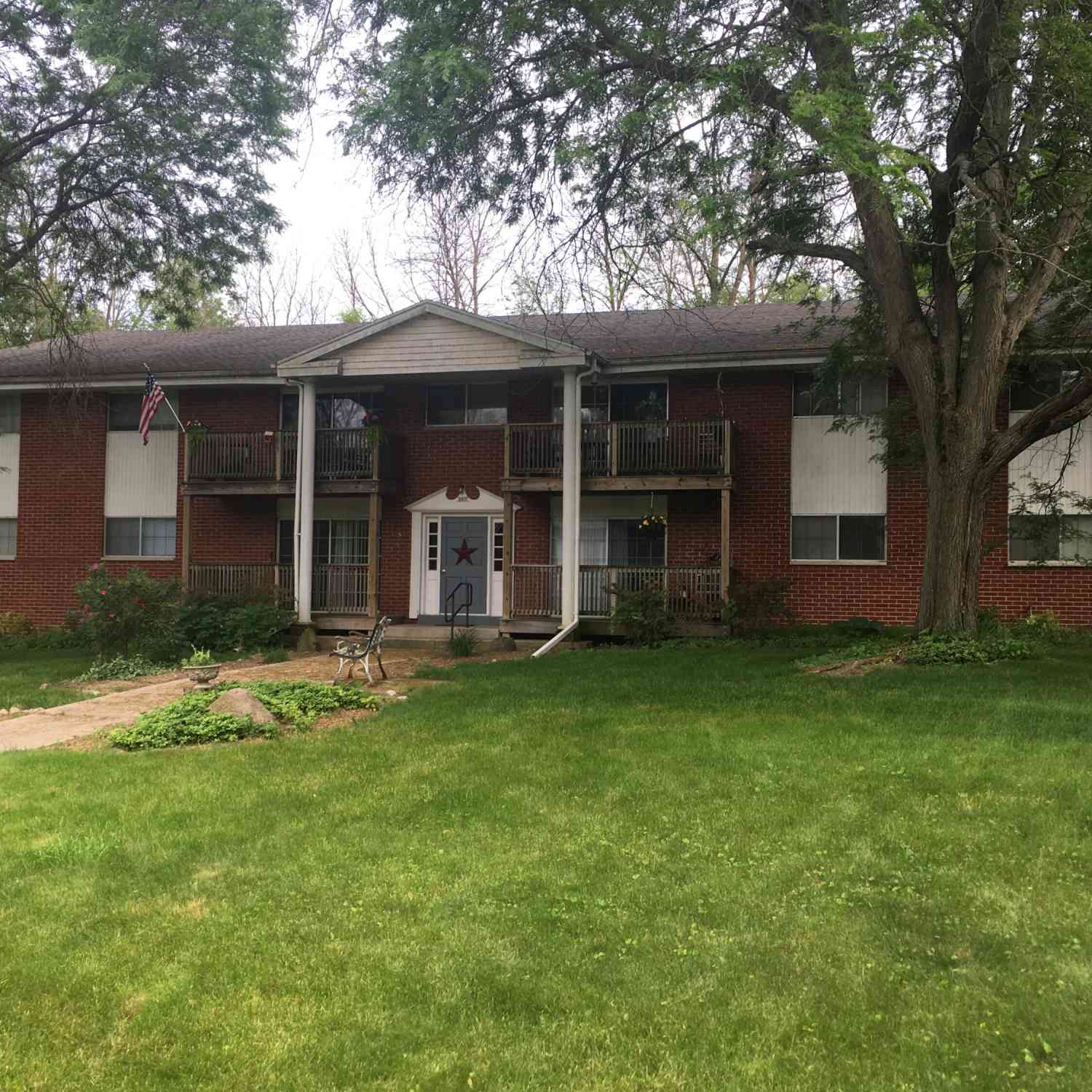 Multifamily For Rent - 207 Williamsburg<br/> Ozaukee County, Thiensville, WI 53092