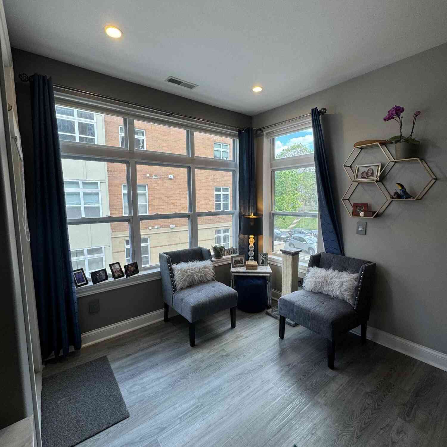 Multifamily For Rent - 1915 N Water #207<br/> Milwaukee, WI 53202