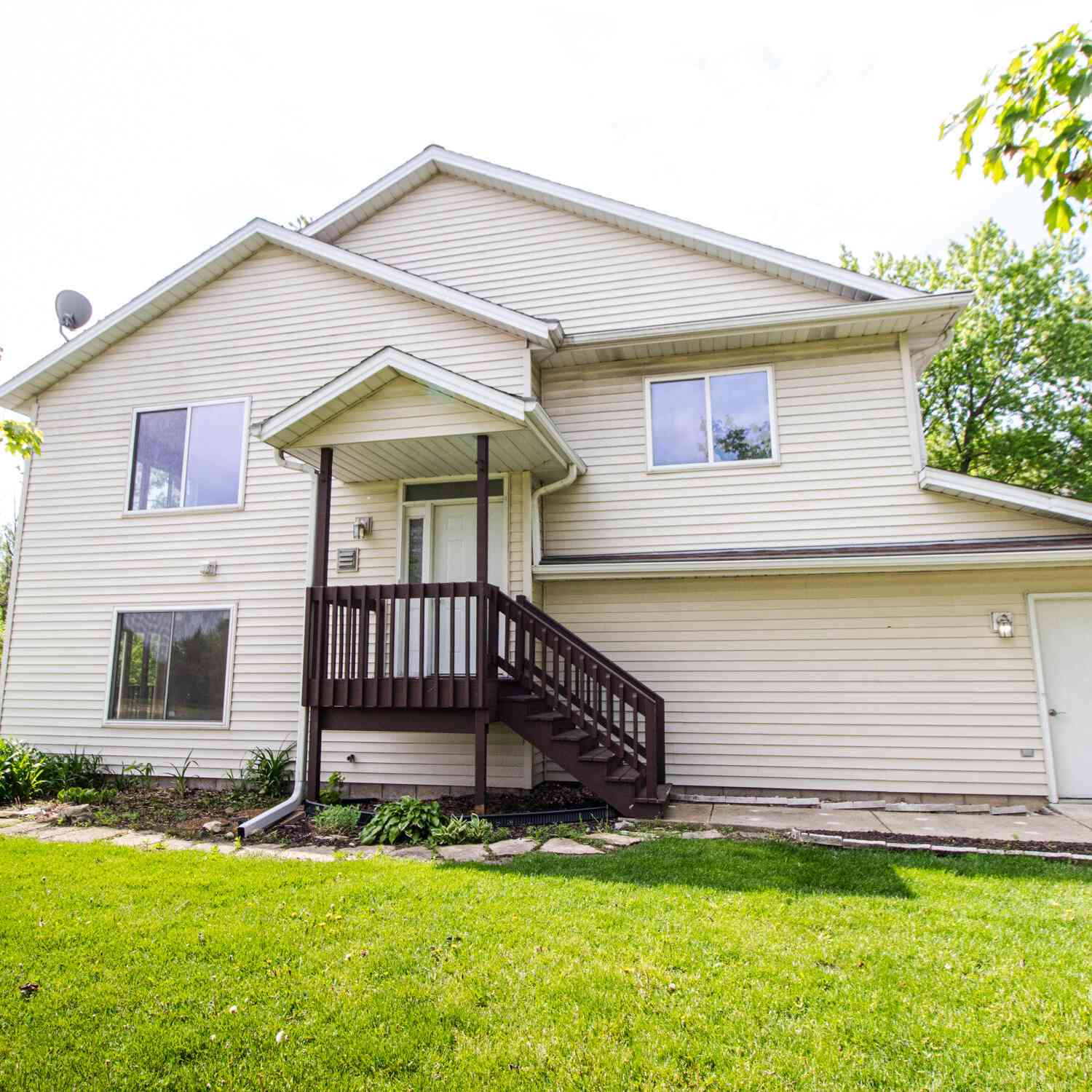 Multifamily For Rent - 1410 S River<br/> New Berlin, WI 53151