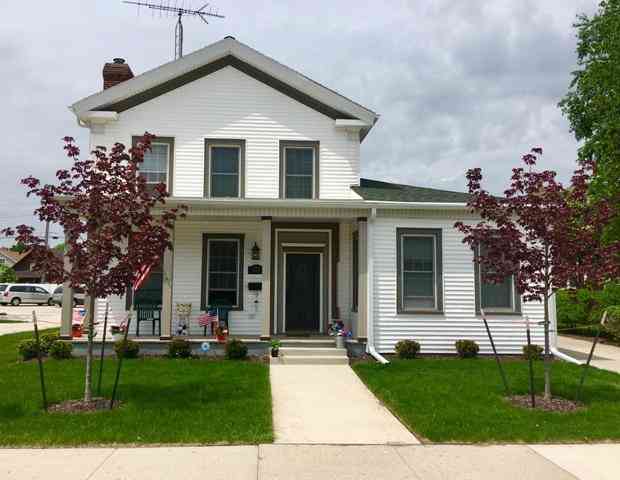 Multifamily For Rent - 628 N 8th<br/> Manitowoc, WI 54220