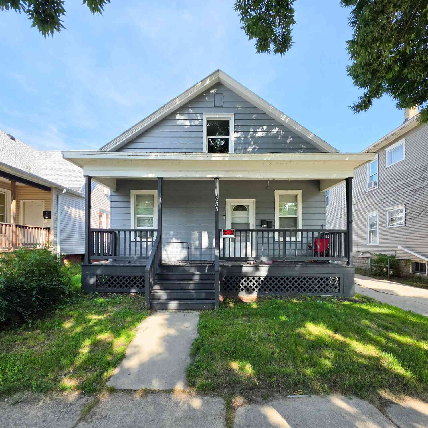 Multifamily For Rent - 1033 Villa<br/> Racine County, Racine, WI 53403