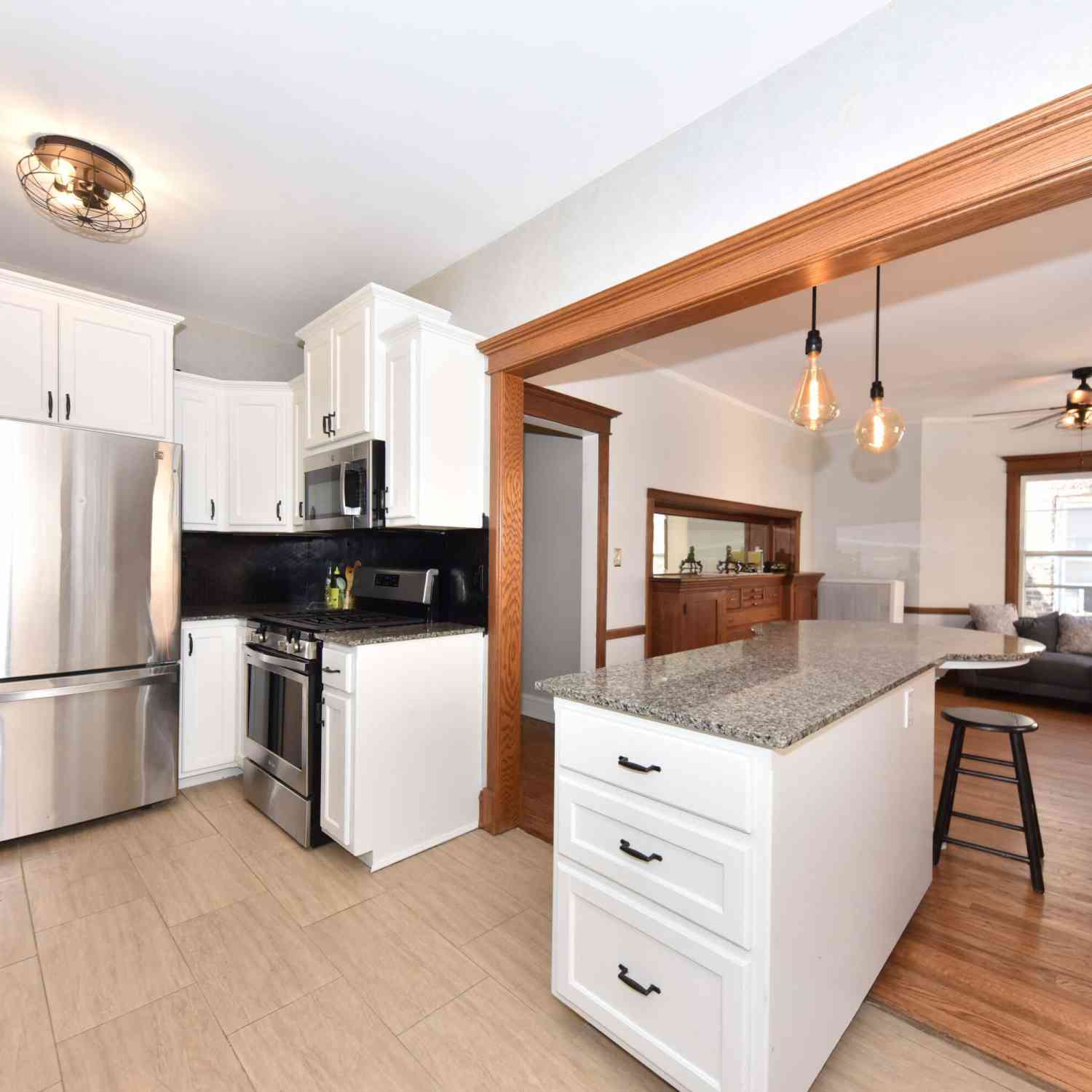 Multifamily For Rent - 1714 E Kane #L<br/> Milwaukee County, Milwaukee, WI 53202