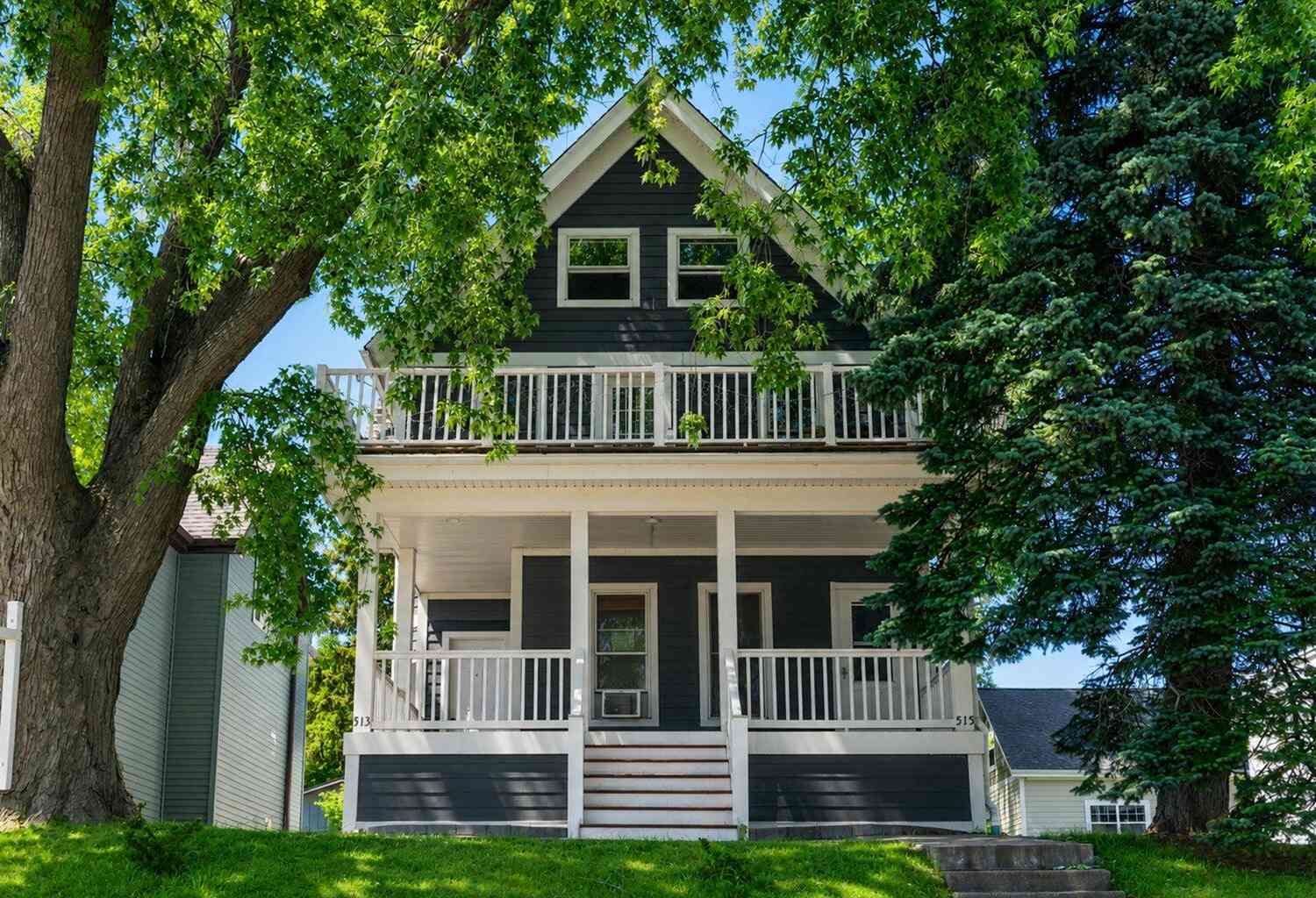 Multifamily For Rent - 513 N Harrison<br/> Ozaukee County, Port Washington, WI 53074