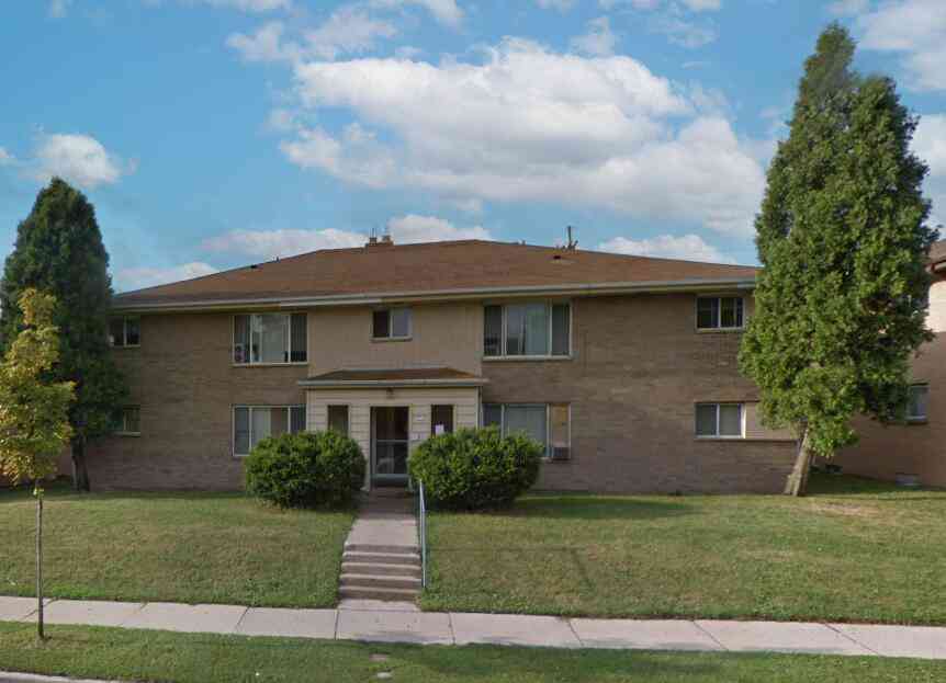 Multifamily For Rent - 7711 W Hampton #5<br/> Milwaukee, WI 53218