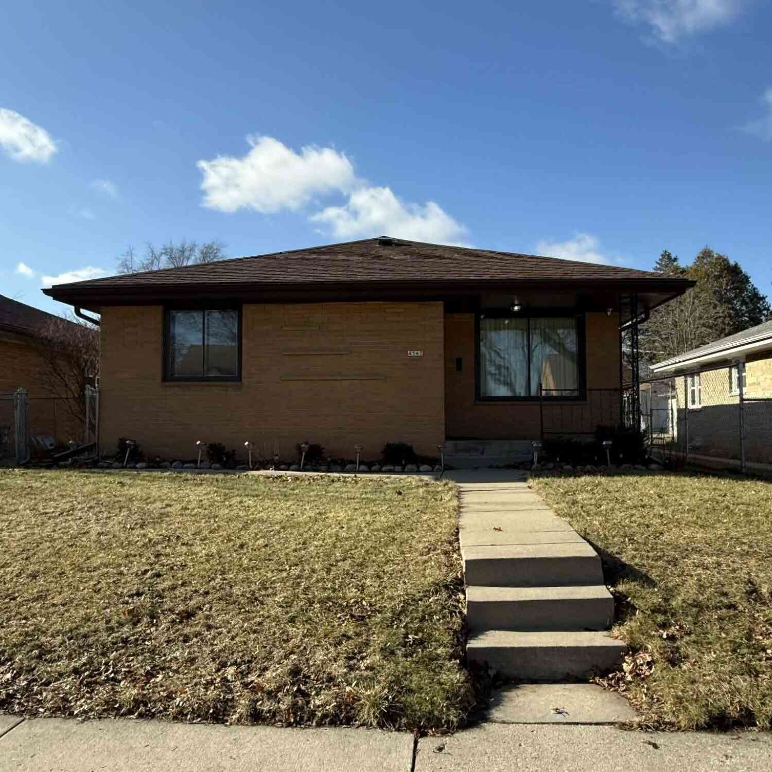 Homes For Sale - 4547 N 67th<br/> Milwaukee, WI 53218