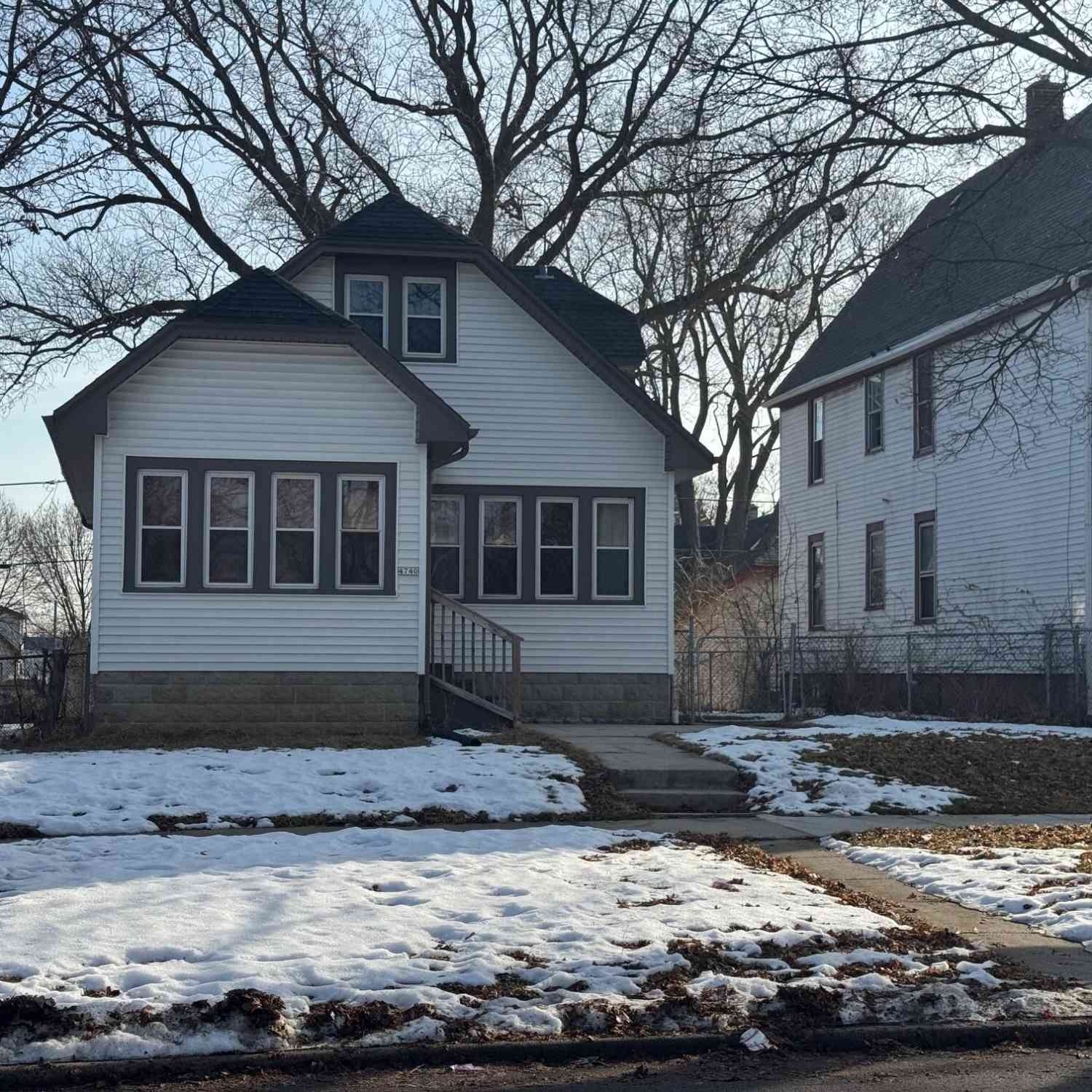 Homes For Sale - 4740 N 30th<br/> Milwaukee, WI 53209