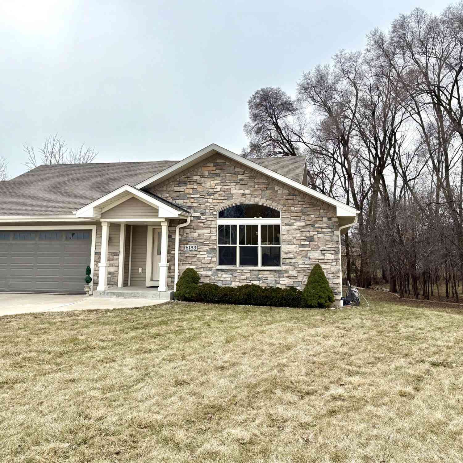 Homes For Sale - 6183 S 40th<br/> Greenfield, WI 53221