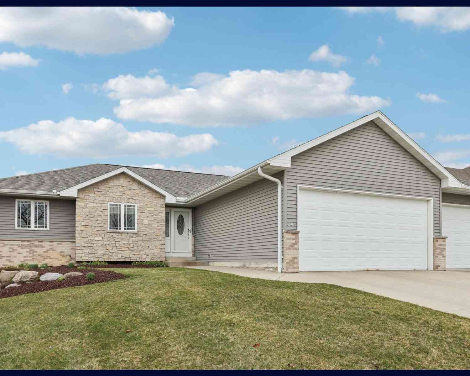 Homes For Sale - 208 Steeple<br/> Johnson Creek, WI 53038