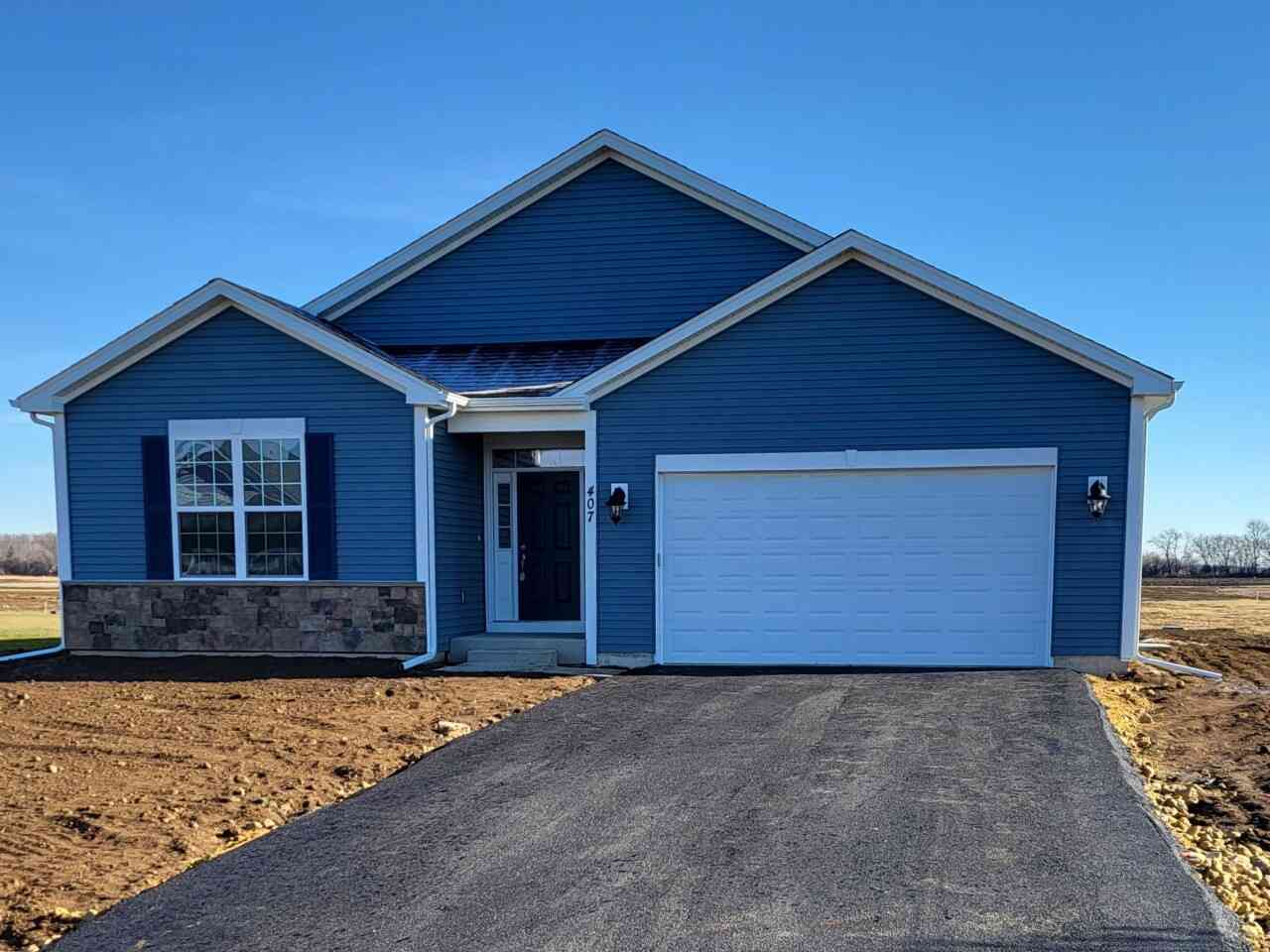 Homes For Sale - 413 Kensington #LT129 GRANT<br/> Williams Bay, WI 53191