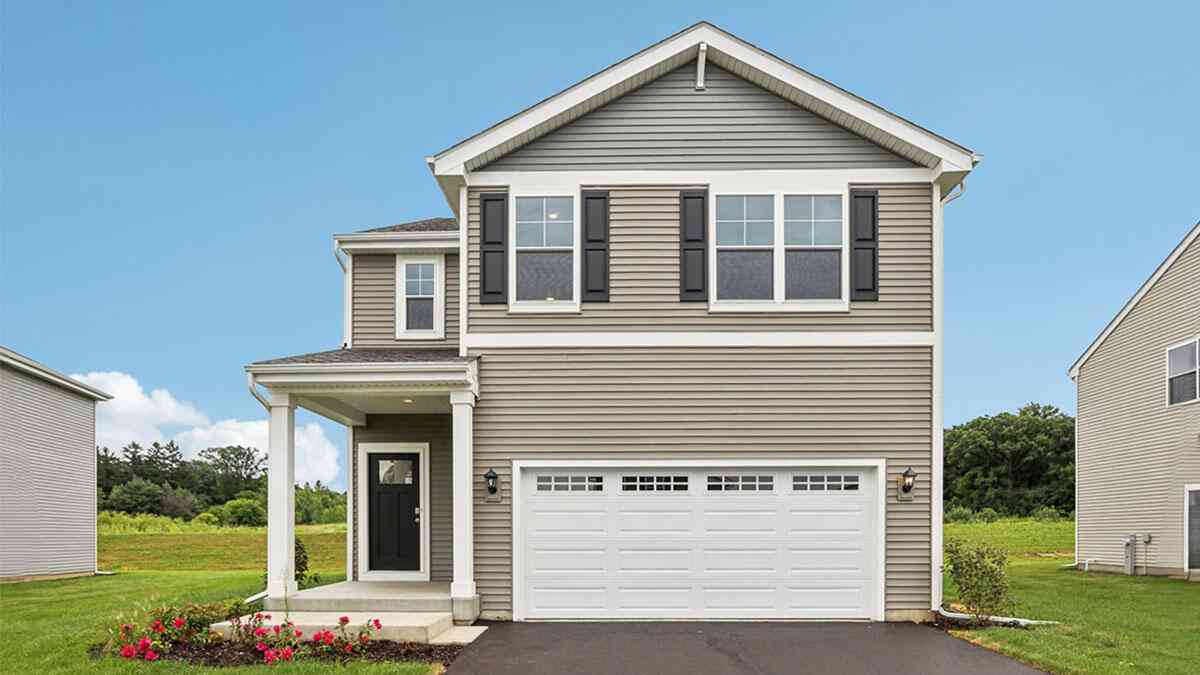 Homes For Sale - 7102 Oakmont<br/> Mount Pleasant, WI 53403