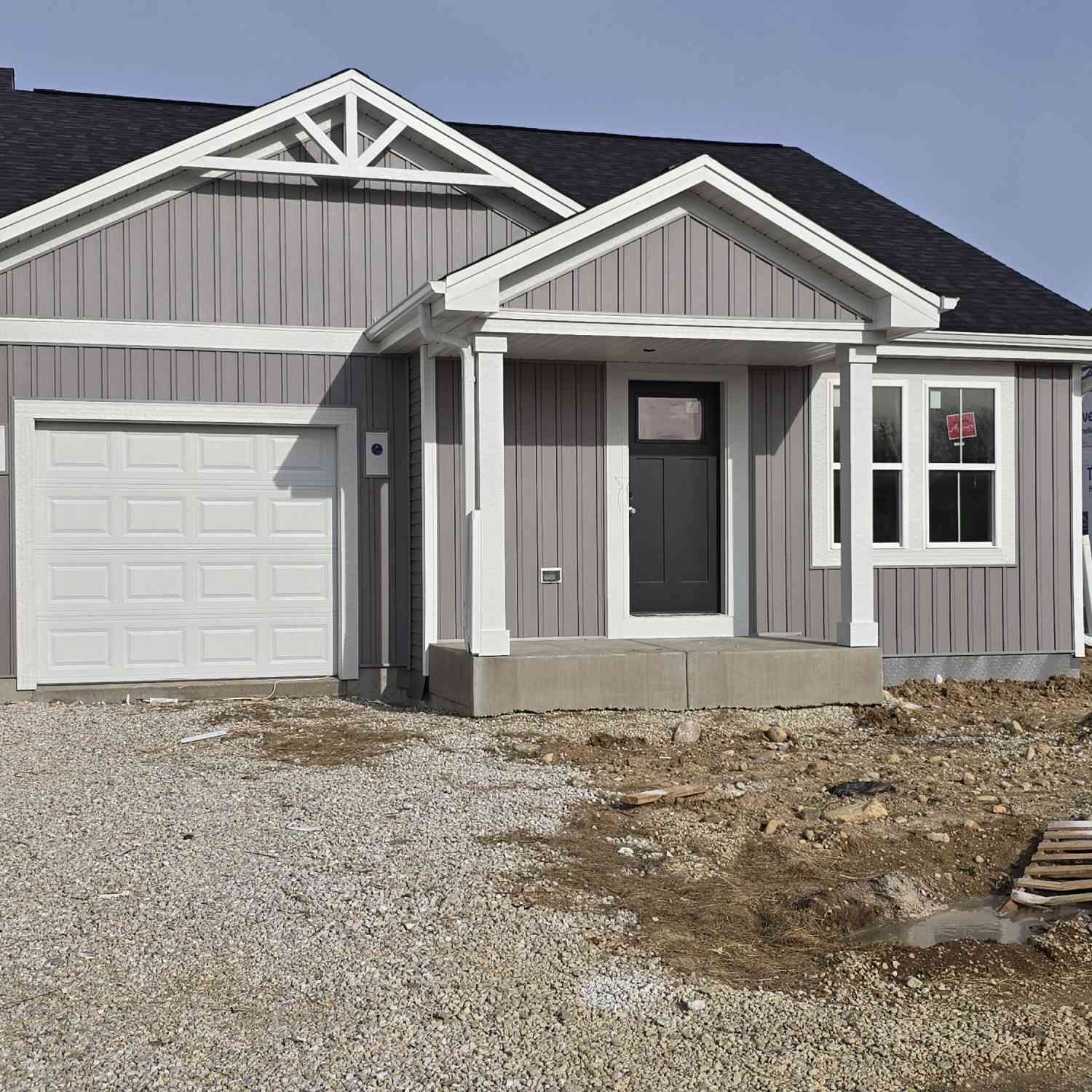 Homes For Sale - 624 Harvest<br/> Washington County, Hartford, WI 53027