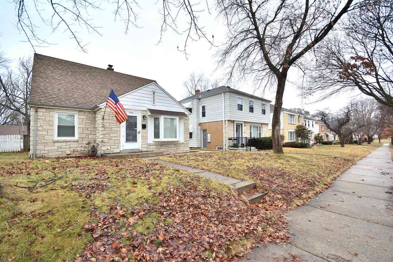 Homes For Sale - 8104 W Center<br/> Milwaukee, WI 53222