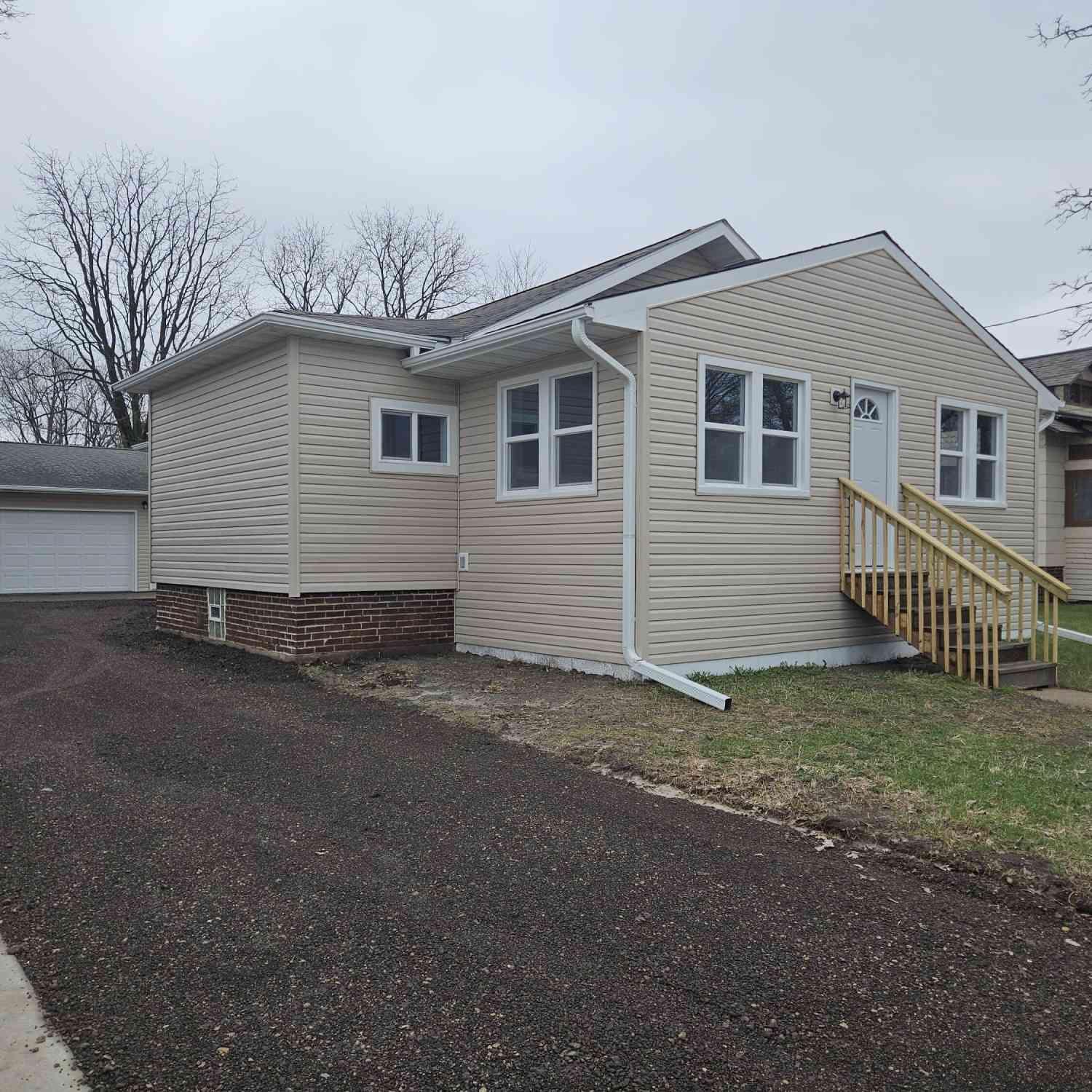 Homes For Sale - 505 East Ave<br/> Monroe County, Sparta, WI 54656