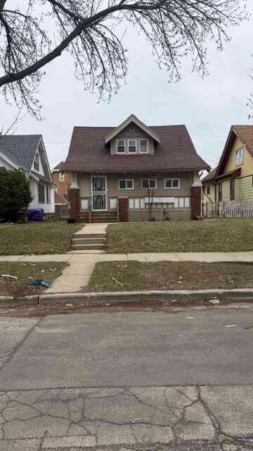 Homes For Sale - 2930 N 38th<br/> Milwaukee, WI 53210