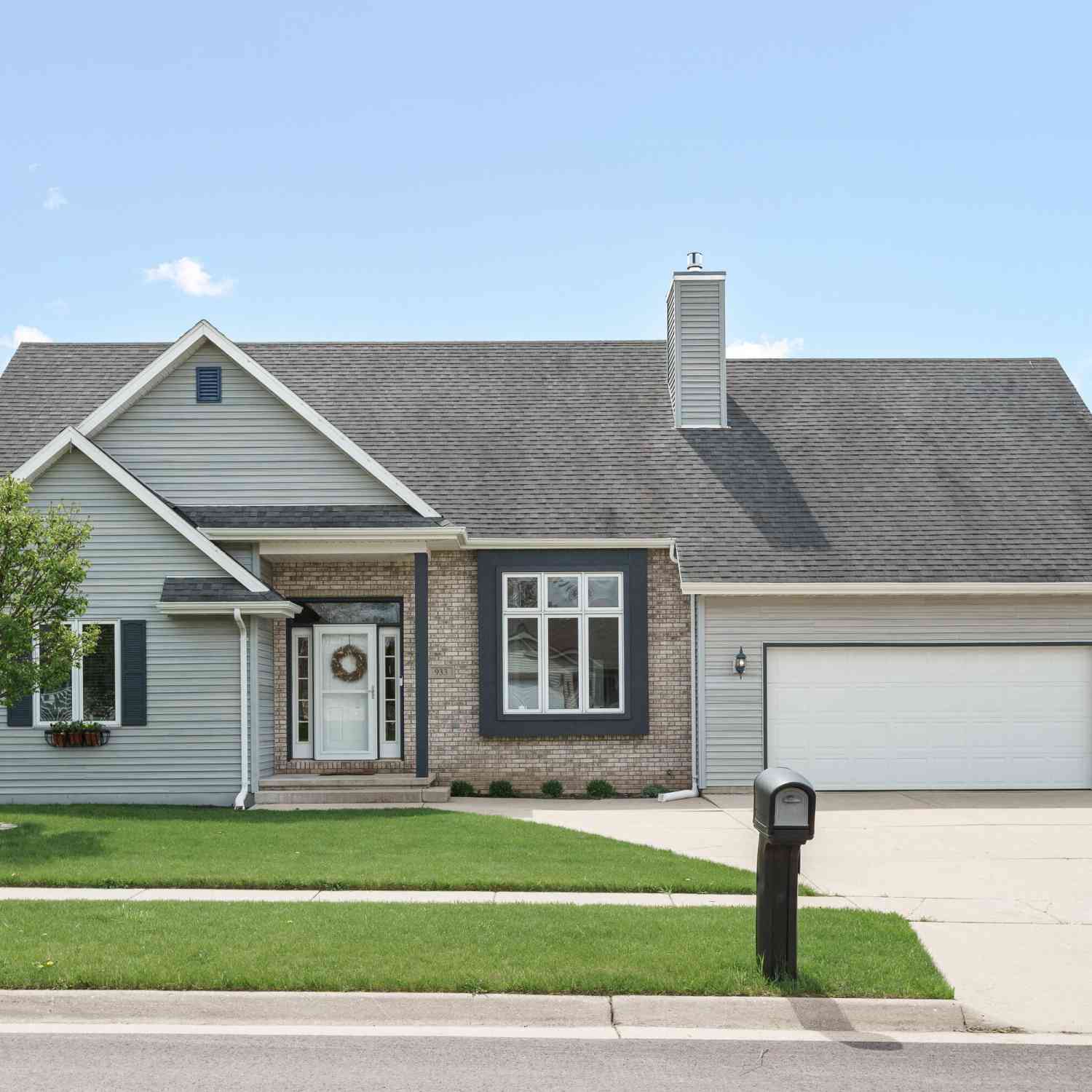 Homes For Sale - 933 South<br/> Jefferson County, Watertown, WI 53094