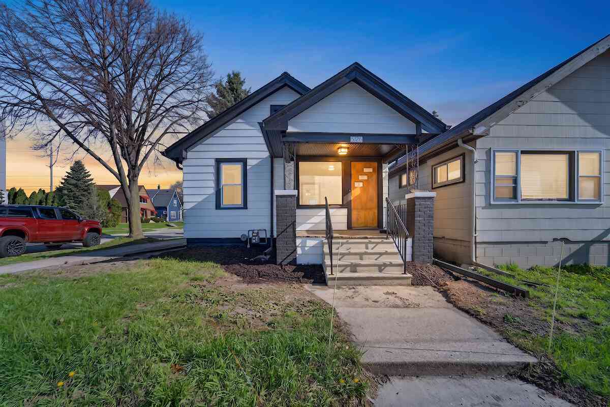 Homes For Sale - 5126 W Burnham<br/> West Milwaukee, WI 53219