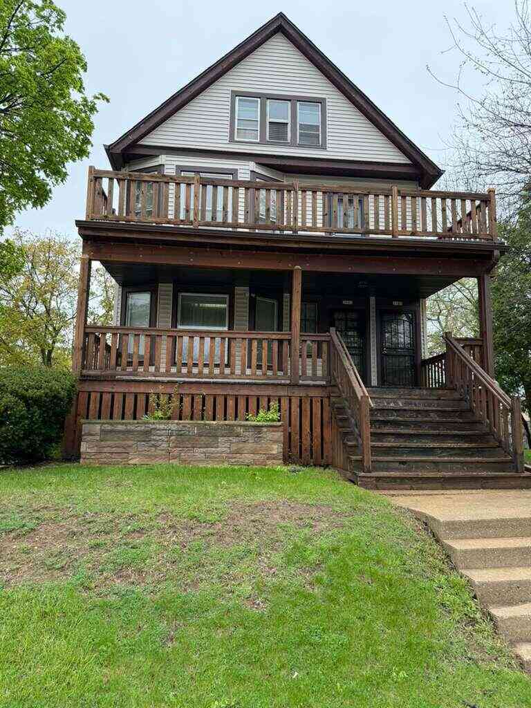 Homes For Sale - 3901 N 60th #3903<br/> Milwaukee, WI 53216