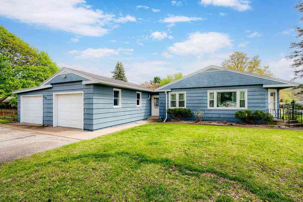 Homes For Sale - 1543 Young<br/> Onalaska, WI 54650
