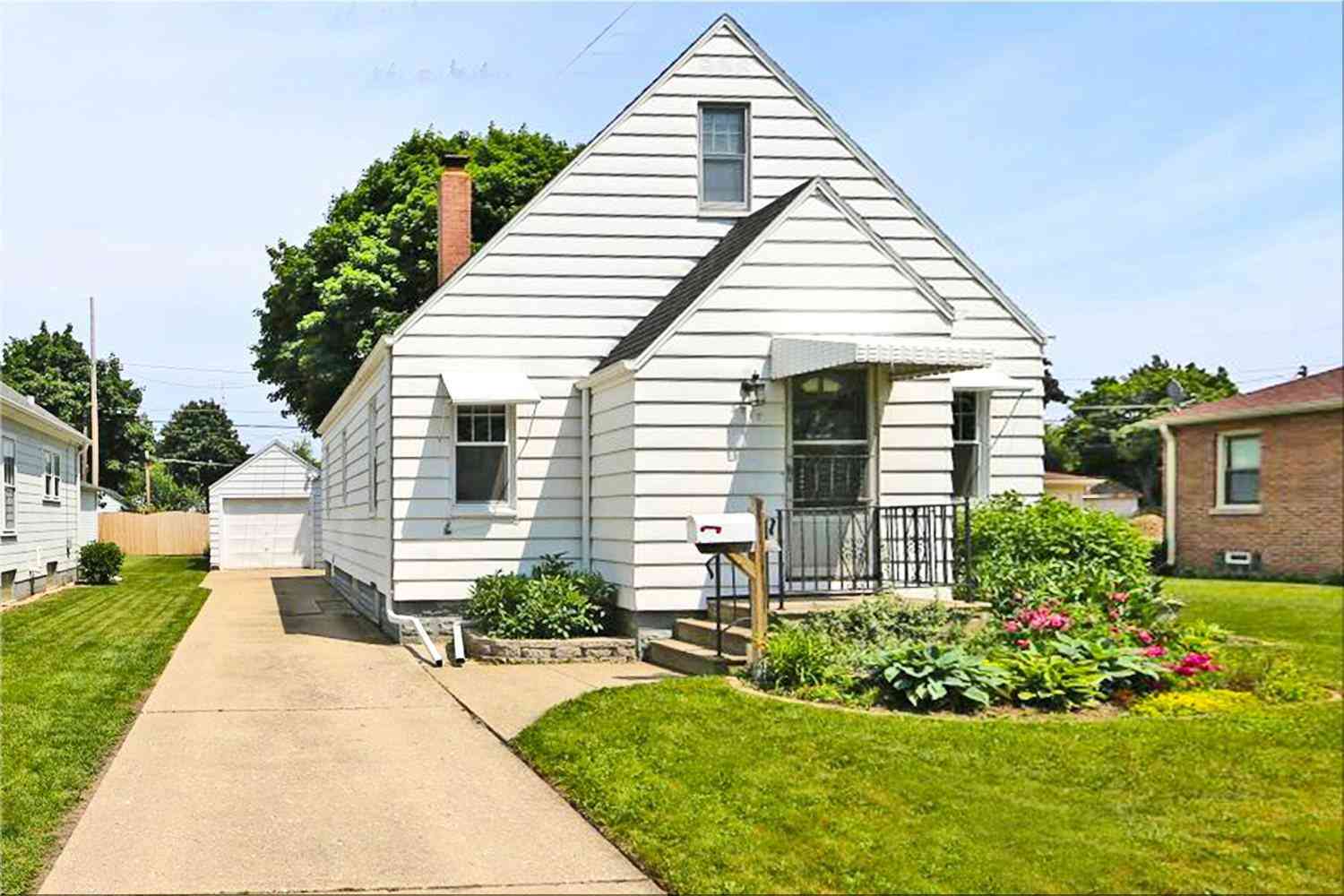 Homes For Sale - 3717 19th<br/> Kenosha, WI 53140