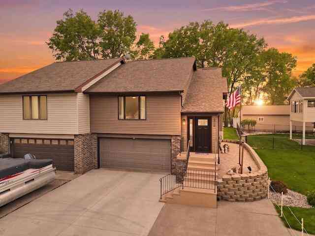 Homes For Sale - 1207 Townsend<br/> La Crosse, WI 54601