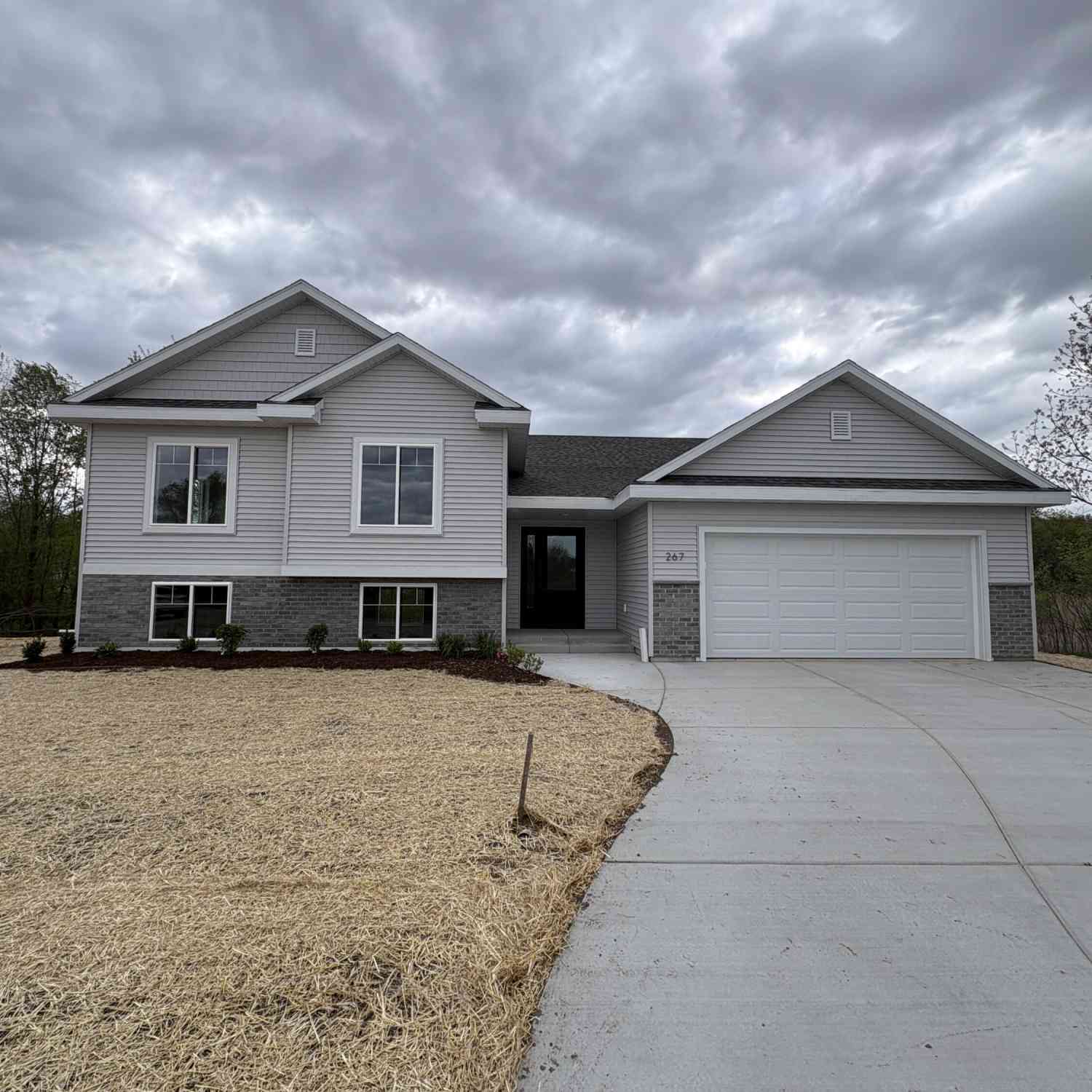 Homes For Sale - 267 Cardinal<br/> Sullivan, WI 53178