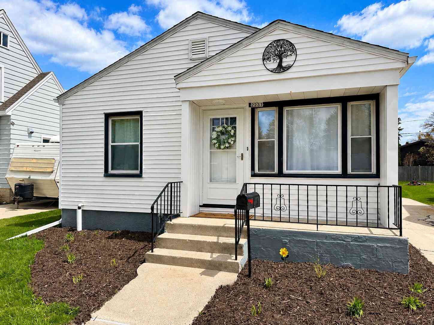 Homes For Sale - 2231 N 23rd<br/> Sheboygan County, Sheboygan, WI 53083