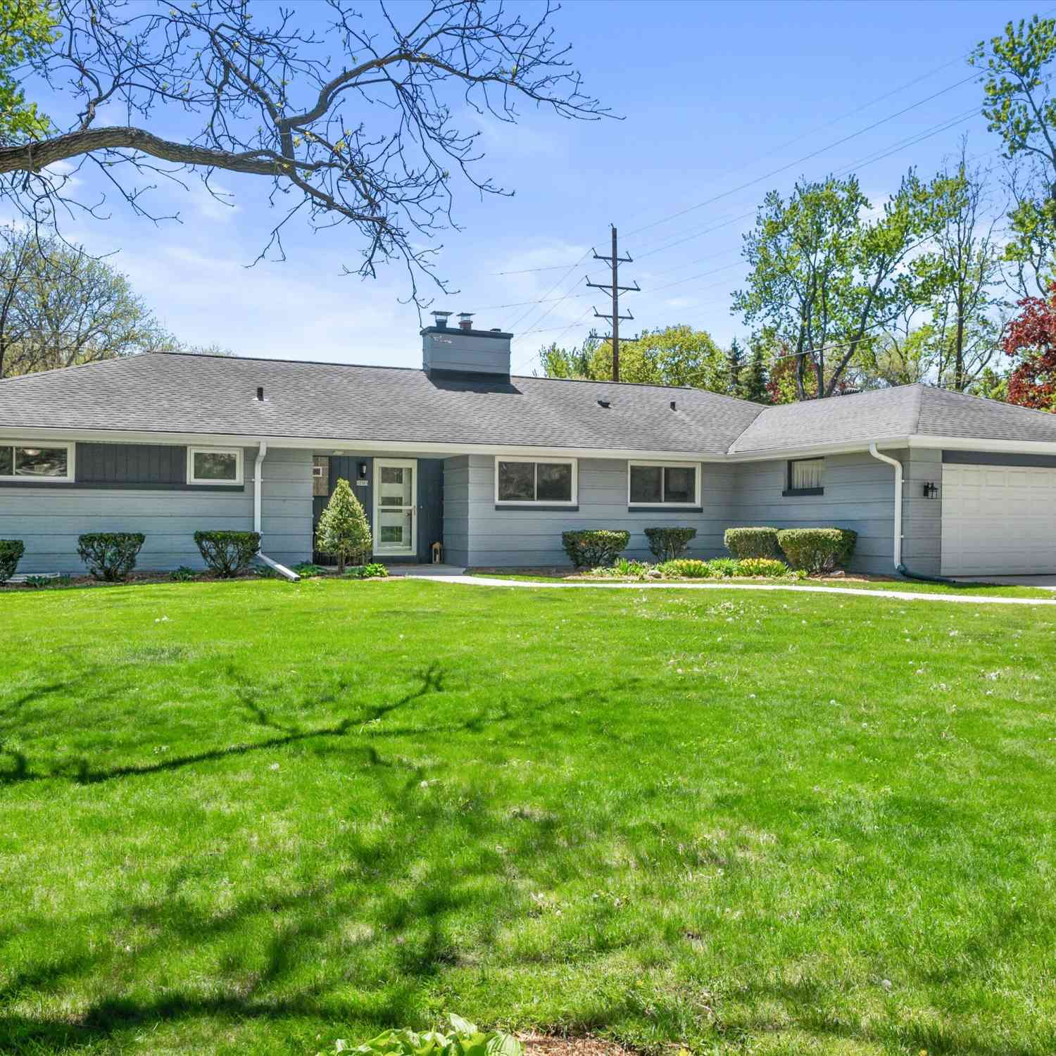 Homes For Sale - 12323 Woodside<br/> Wauwatosa, WI 53226