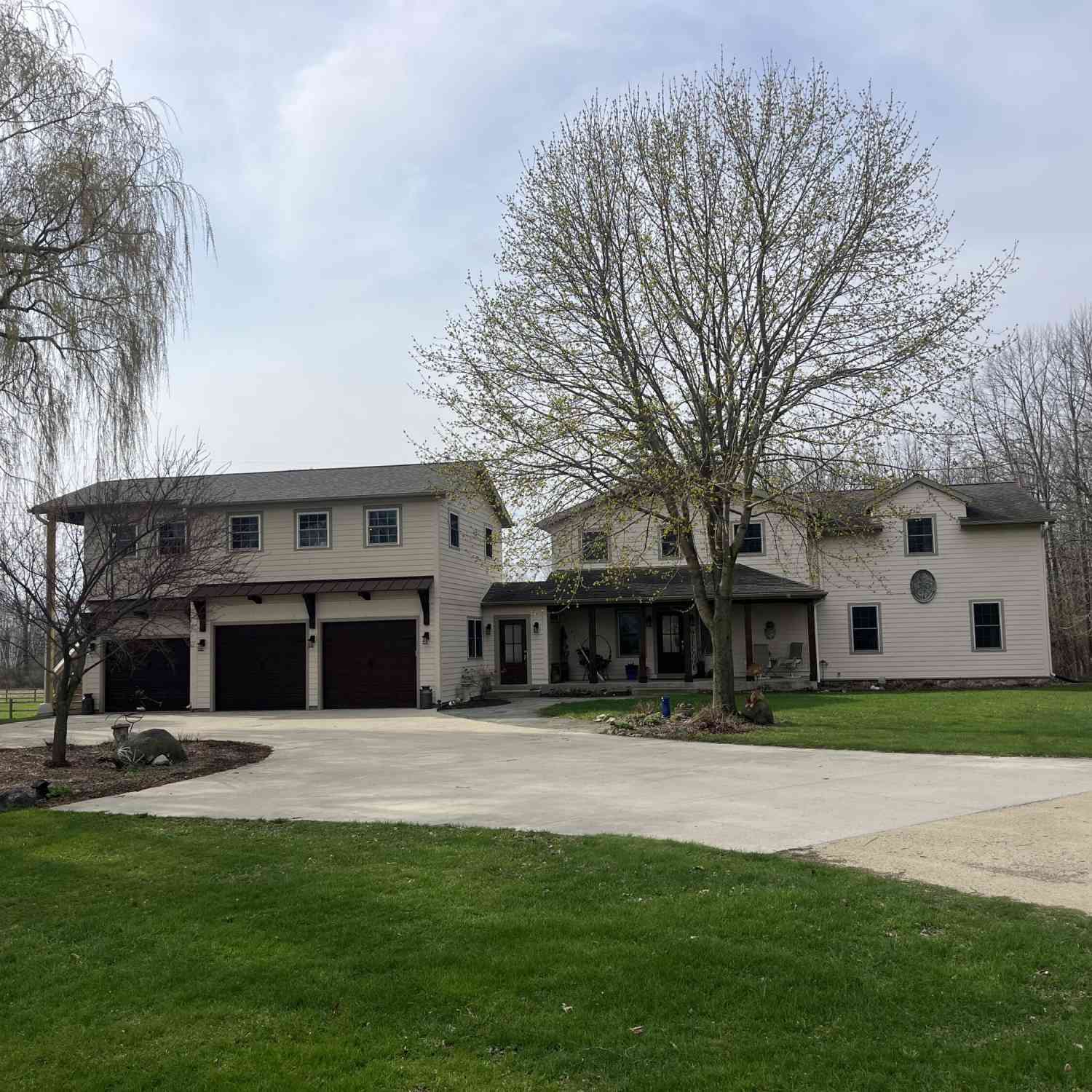 Homes For Sale - 8817 Cedar Sauk<br/> Cedarburg, WI 53080