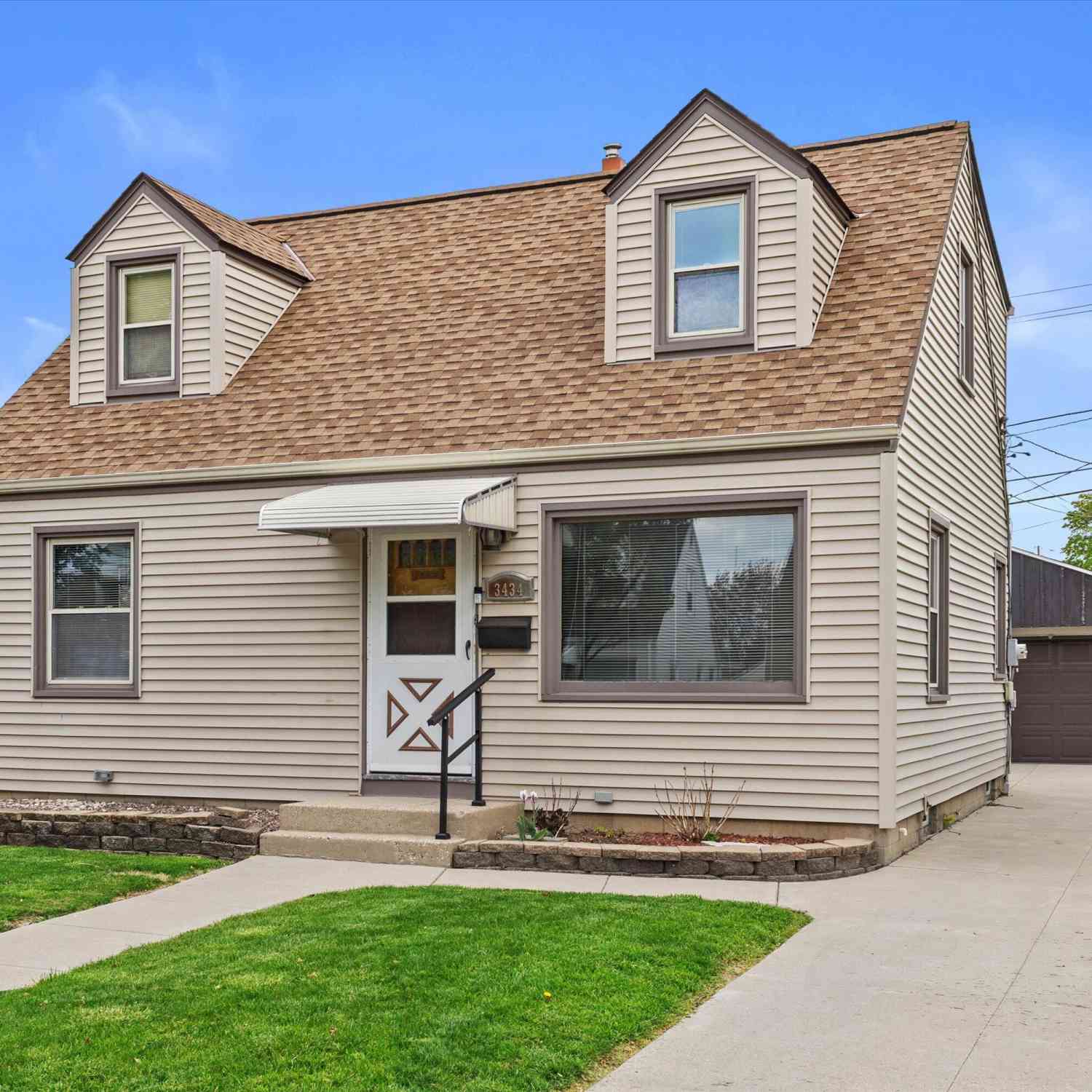Homes For Sale - 3434 S 2nd<br/> Milwaukee, WI 53207