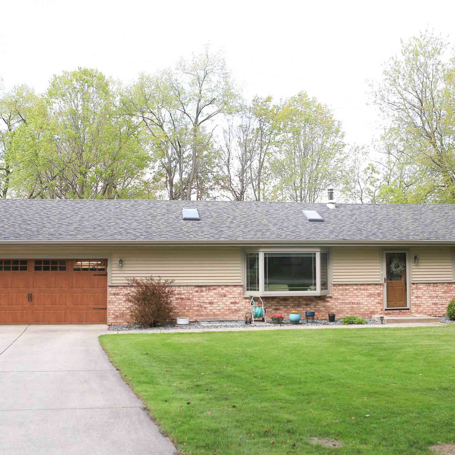 Homes For Sale - N64W34206 Bayview<br/> Oconomowoc, WI 53066