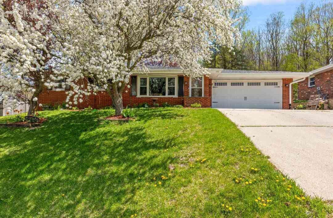 Homes For Sale - 530 Oak<br/> Washington County, Slinger, WI 53086
