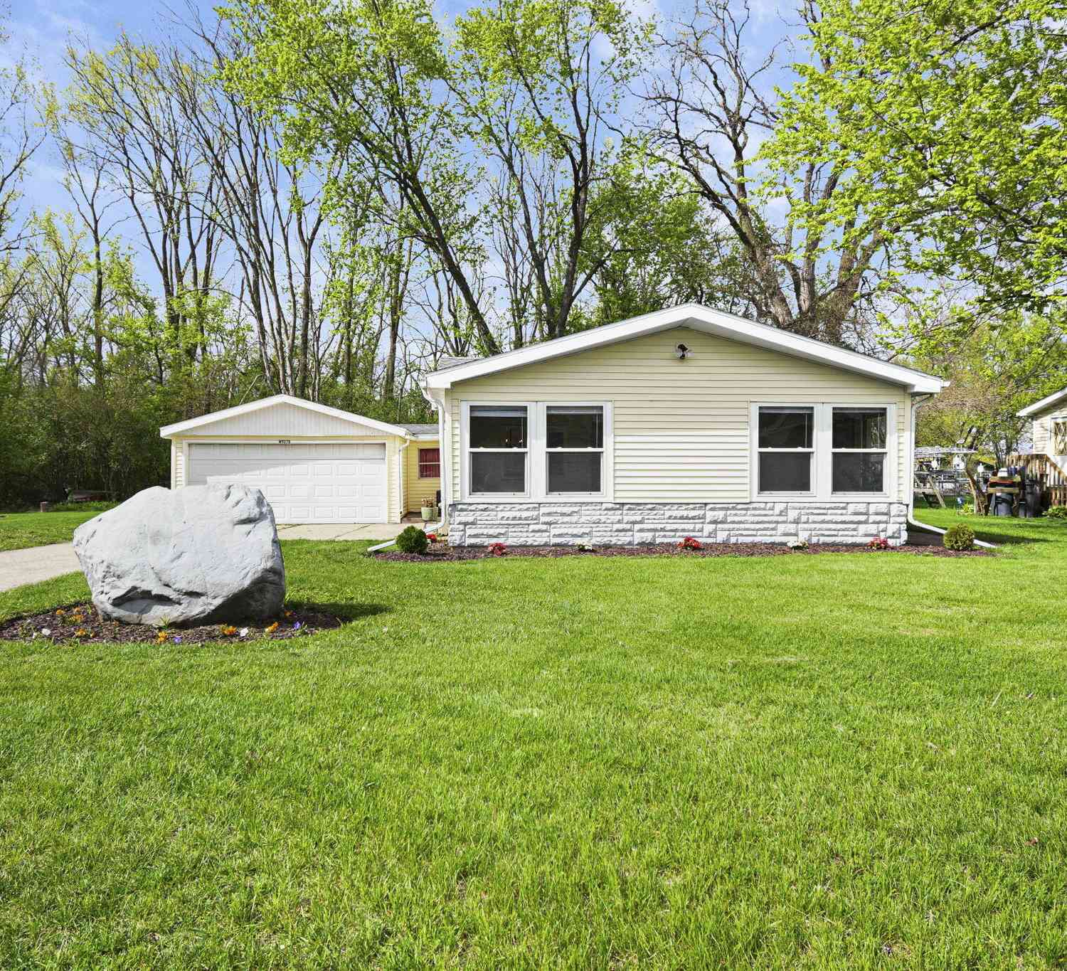 Homes For Sale - W9370 Burr<br/> Jefferson County, Oakland, WI 53523