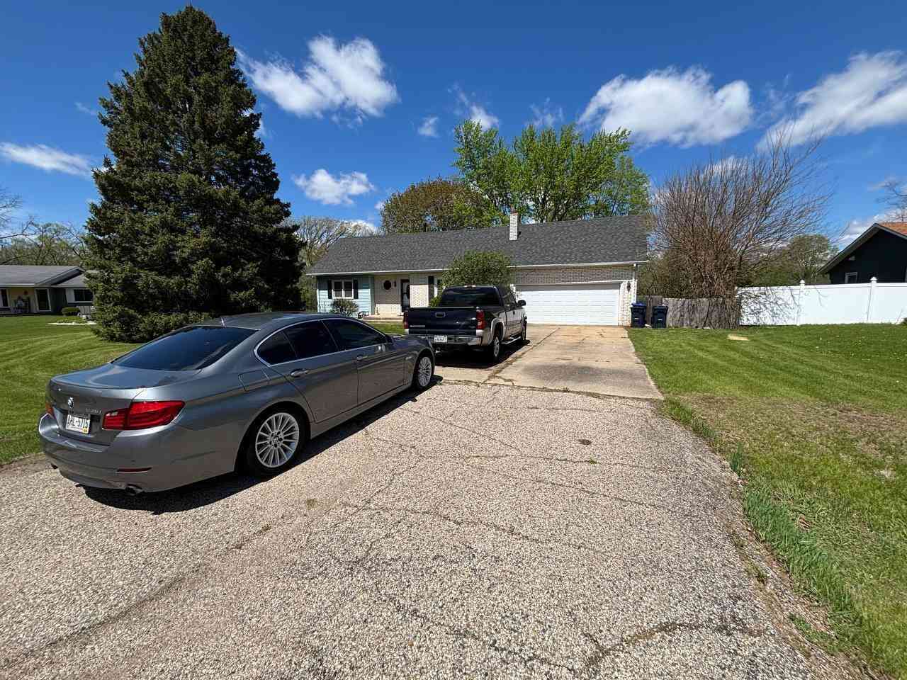 Homes For Sale - 711 E Jonquil<br/> Rock County, Beloit, WI 53511