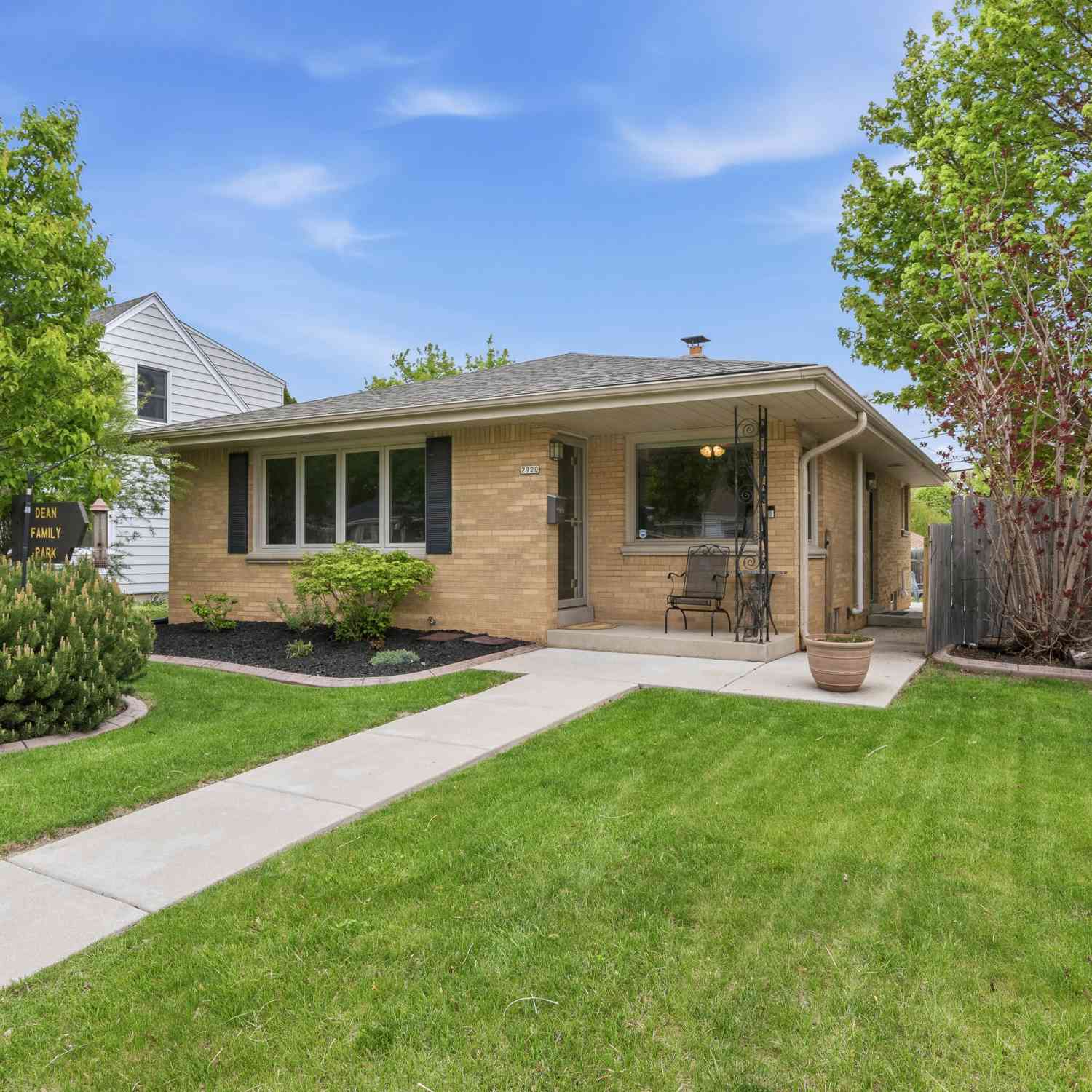 Homes For Sale - 2920 E Cudahy<br/> Milwaukee County, Saint Francis, WI 53235