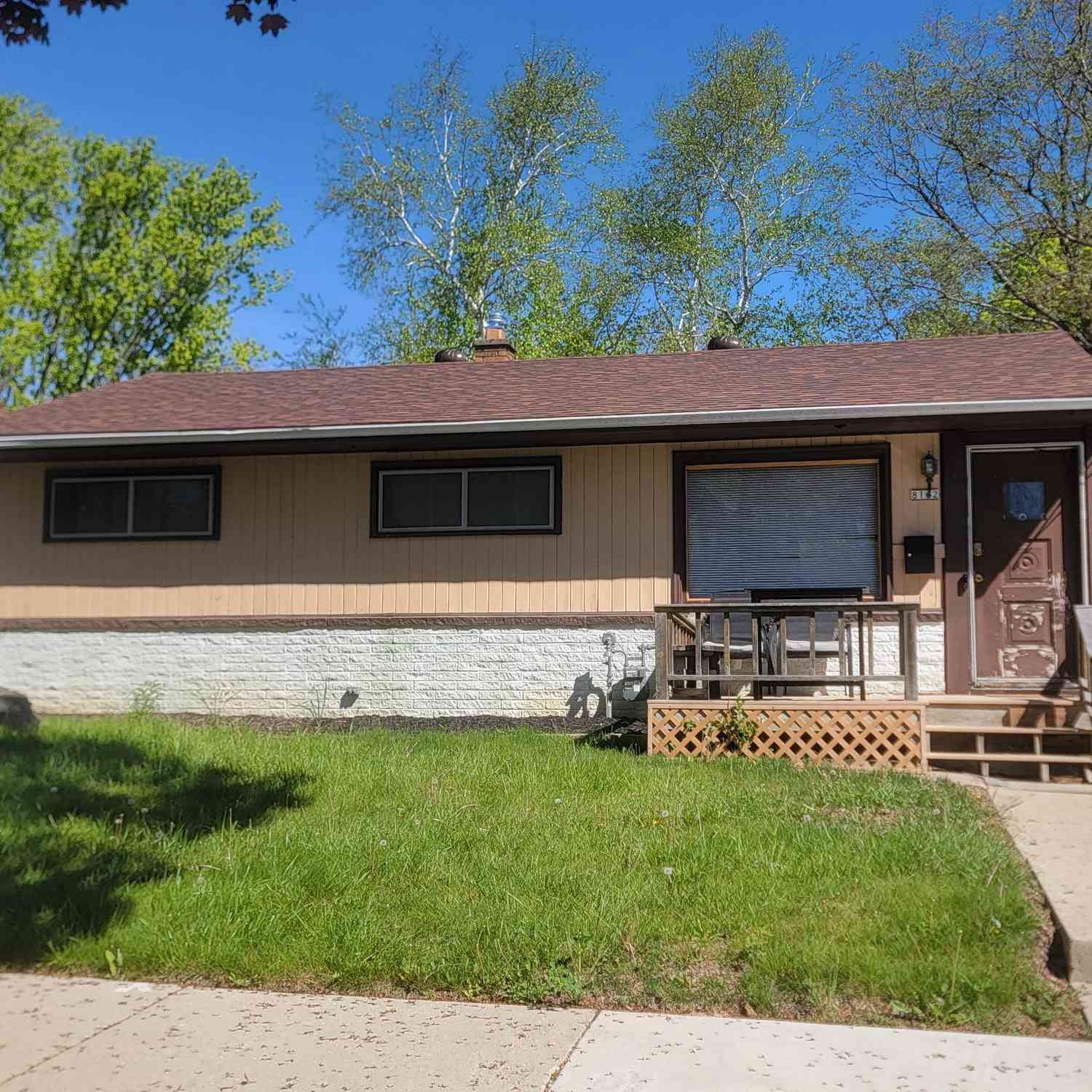Homes For Sale - 8162 W Kathryn<br/> Milwaukee, WI 53218