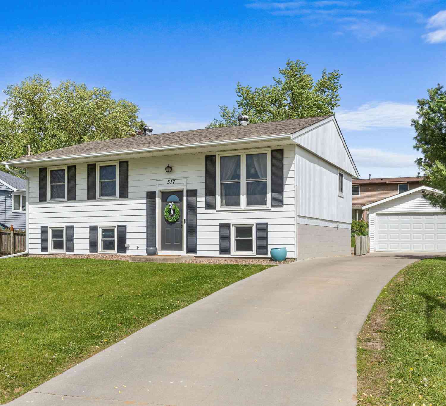 Homes For Sale - 517 11th<br/> Onalaska, WI 54650