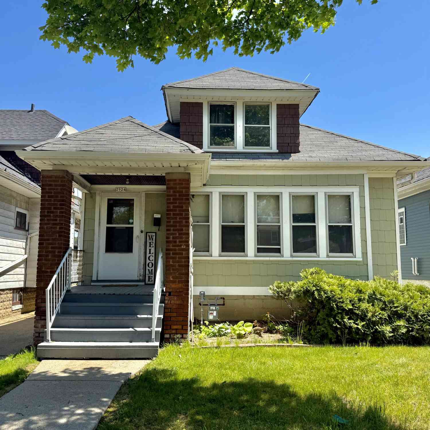 Homes For Sale - 2924 N 60th<br/> Milwaukee, WI 53210